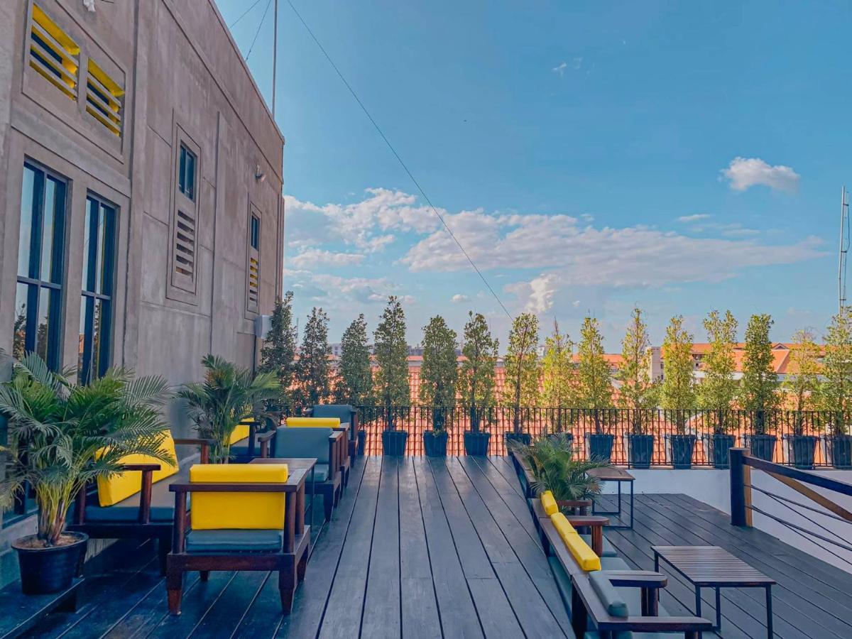 The Twizt - Lifestyle Hostel & Hotel Σιέμ Ρέαπ Εξωτερικό φωτογραφία