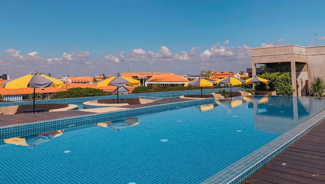 The Twizt - Lifestyle Hostel & Hotel Σιέμ Ρέαπ Εξωτερικό φωτογραφία